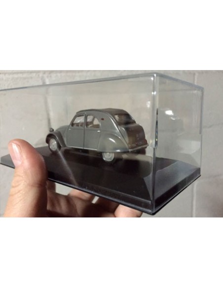 Miniature Citroen 2CV