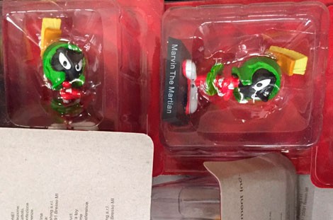 Miniatures Warner