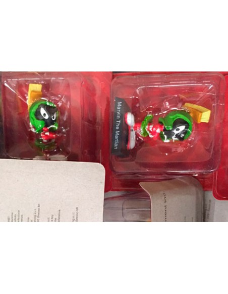 Miniatures Warner